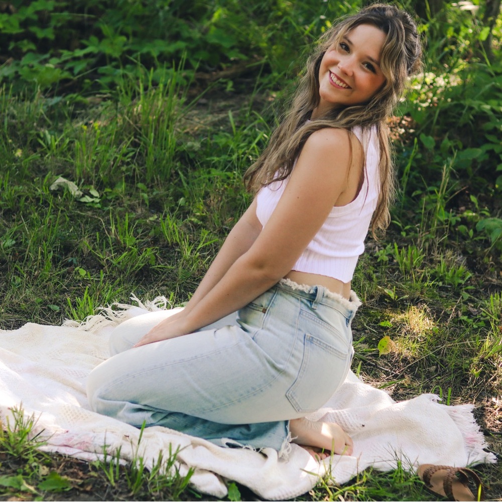 Meet your Posher, Courtney